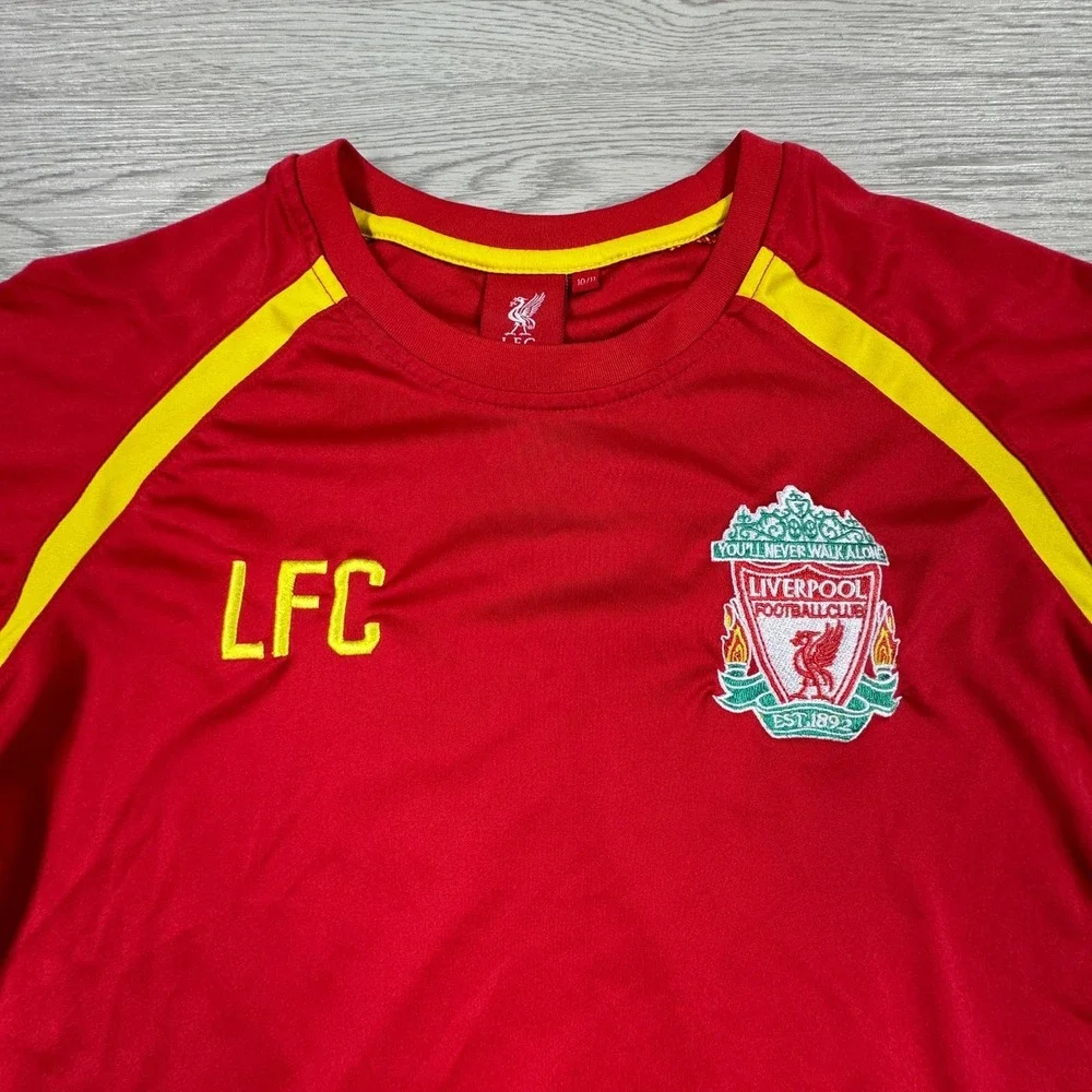 Liverpool FC Kids Jersey Mohamed Salah 11 Red Soccer Shirt Size 10/11 Yrs LFC